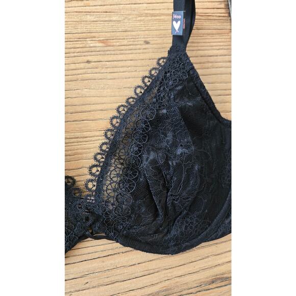 Victoria's Secret Very Sexy Unlined Plunge Black Lace sz 34DD New - Picture 2 of 4
